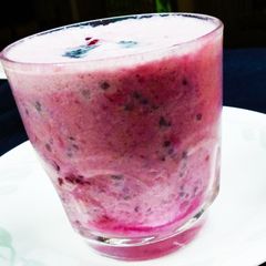 Pomegranate Smoothie A picture of Pomegranate Smoothie.