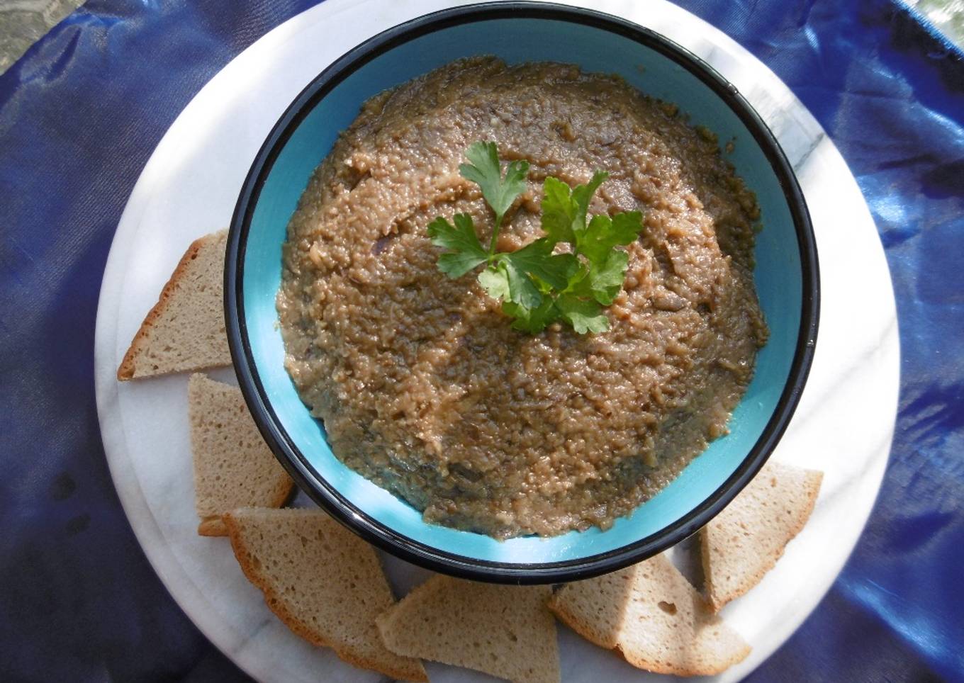 Aubergine dip (Melitzanosalata)