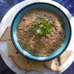 Aubergine dip (Melitzanosalata) A picture of Aubergine dip (Melitzanosalata).