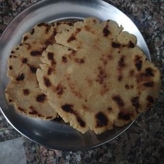 A picture of Gur (jaggery) Mithi roti.