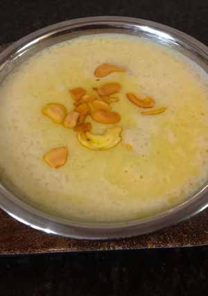 பாசுமதி அரிசி திடீர் பால் பாயசம் செய்முறை முக்கிய புகைப்படம்
