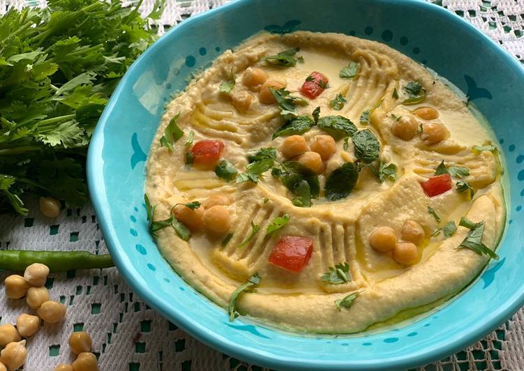 Simple Way to Make Favorite Hummus