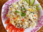 A picture of cơm cá khô