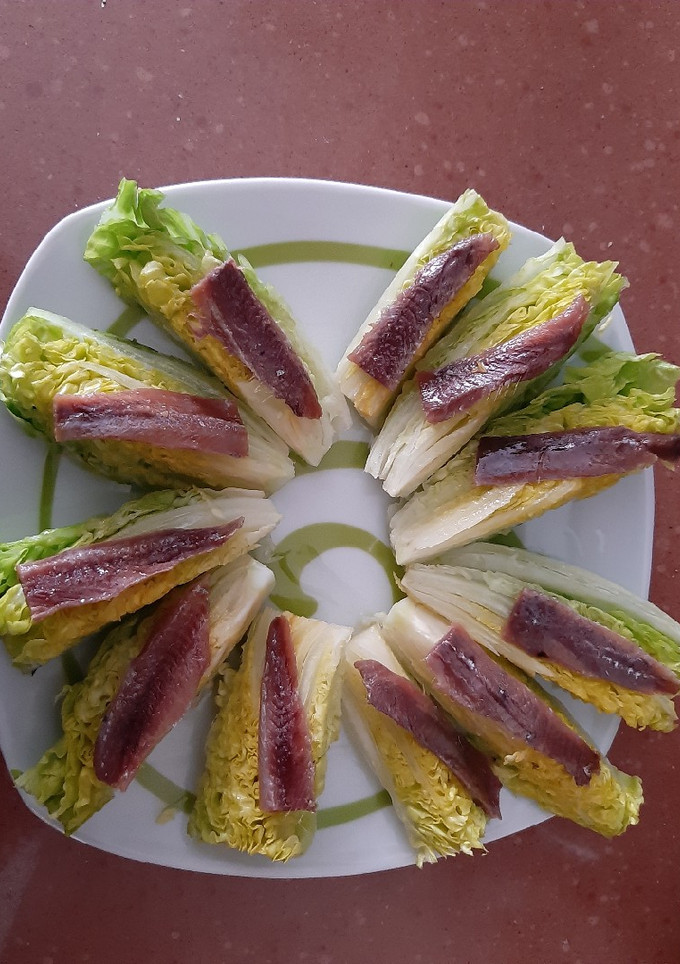 Una foto de Cogollos con anchoas