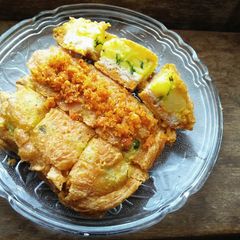 A picture of Bread Pattice/Bread Pakora.