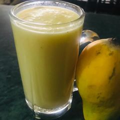 A picture of Mango shake.