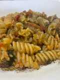 Fusilli con Tonno, Pomodori Freschi e Pesto alla Genovese
