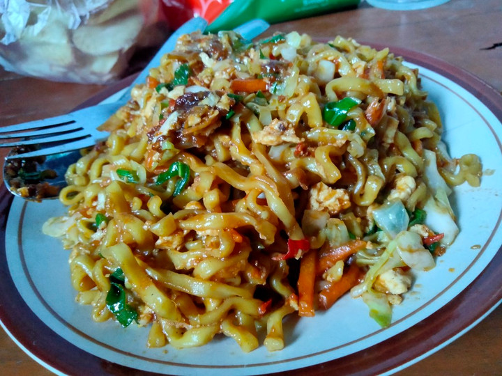  Resep membuat Mie Goreng Basah ala Anak Kost dijamin sesuai selera