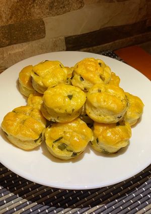 Medvehagymás pogácsa recept fotója