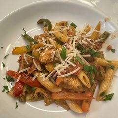 A picture of Chicken Rasta Pasta.