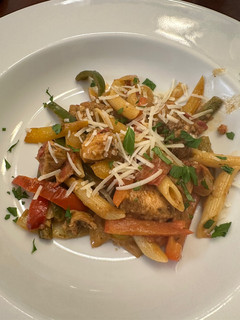 A picture of Chicken Rasta Pasta.