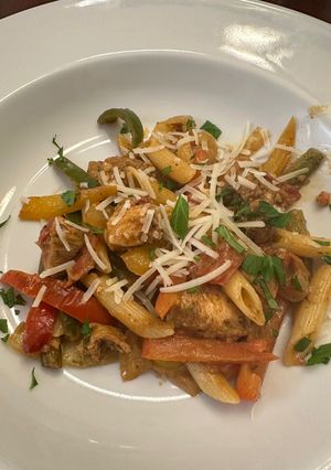 A picture of Chicken Rasta Pasta.