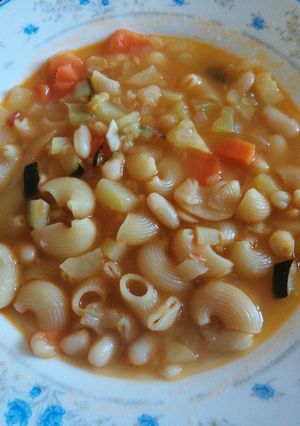 Una foto de Sopa minestrone