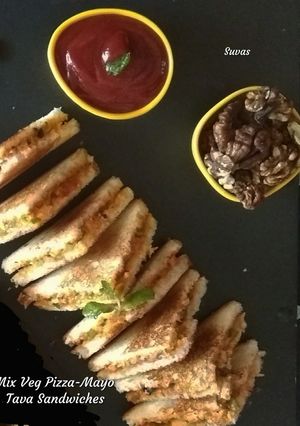 A picture of Mix Veggies Pizza-Mayo Tava Sandwiches.