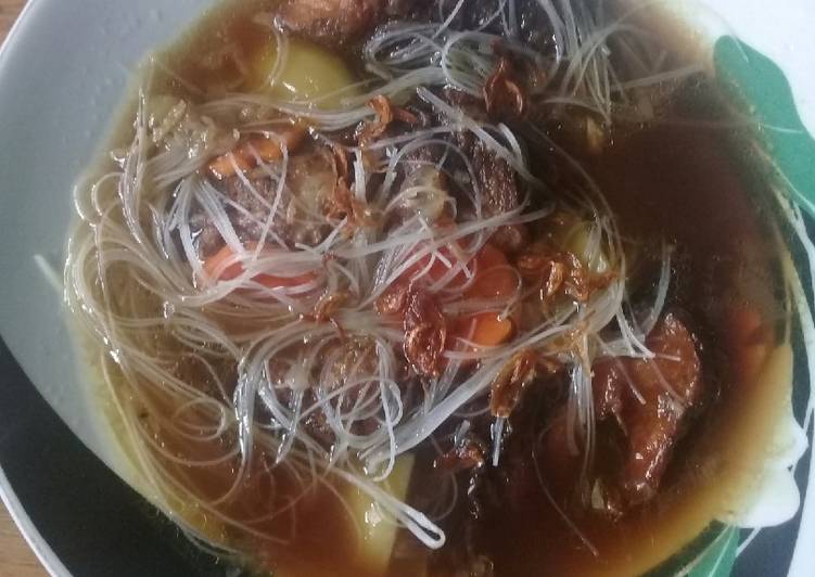 Ikan gabus masak kecap (sup ikan gabus)