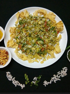 भेलपुरी (Bhelpuri recipe in Hindi) रेसिपी मुख्य फोटो