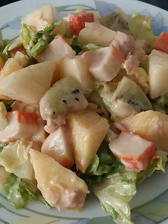 Una foto de Ensalada a mi manera con mahonesa