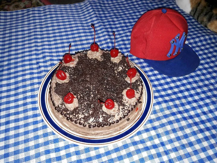 Cara Sederhana Membuat Resep  Chocolate Cake untuk ULtah jagoan mama &amp;#34;Mirza&amp;#34; yang Bisa Manjain Lidah, Enak Banget