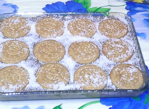 صورة لوصفة طريقة عمل شارلوت بالبسكويت