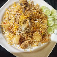 A picture of White pulao biryani.