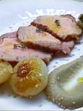Lonza di maiale con crema di pane tostato, pioppini e cipolline borettane