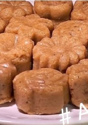 A picture of Cardamon flavour peda in chocolate mould.