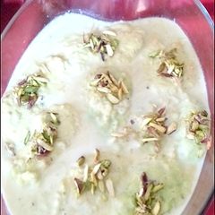 A picture of Rasmalai.
