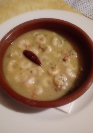 Una foto de Gambas al pimpim