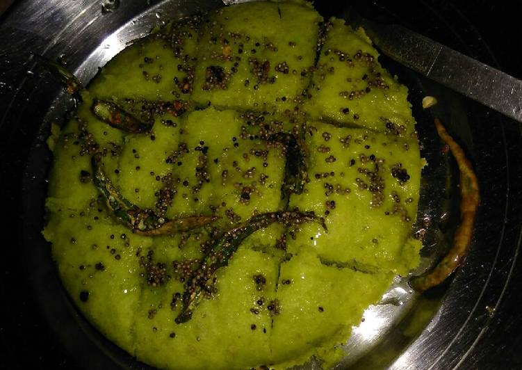 Steps to Prepare Perfect Palak ka dhokla
