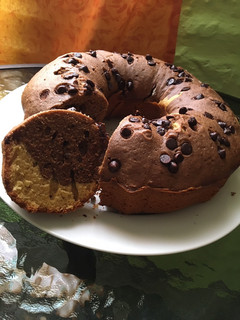 Una foto de Torta marmolada con chips de chocolate