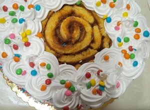 Una foto de Torta vertical para peque de la casa!!😂😂91 jóvenes años de mi suegro❤️