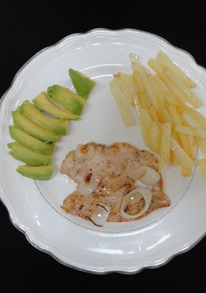 Una foto de Pollo a la Plancha (El Hombre Puma)