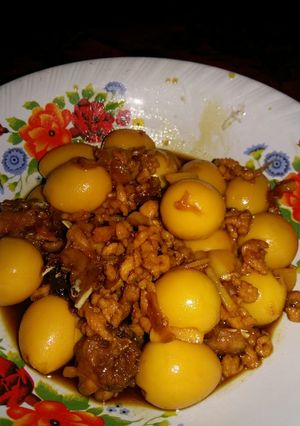 Foto resep Semur ayam kampung + telor puyuh MPASI 13m+