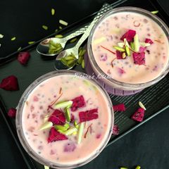 A picture of Red Dragon Fruit & Sago Pudding / Kheer / Payasam / Drink.