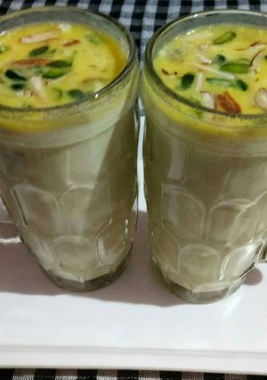A picture of Besan wala hot milk.