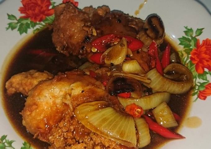 Ayam goreng tepung saos lada hitam