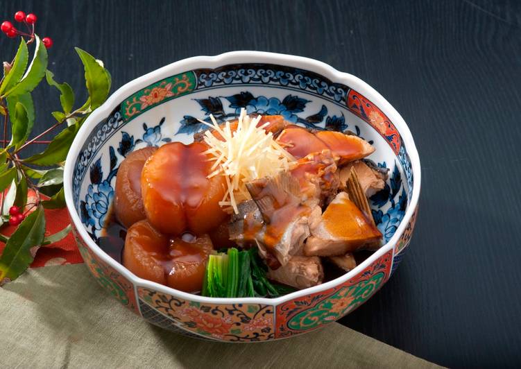 Recipe of Award-winning Japanese Yellowtail Simmered with Daikon Radish