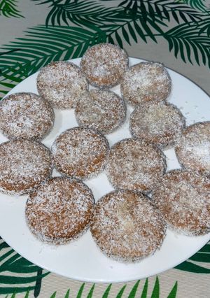 Una foto de Galletas María rellenas con coco