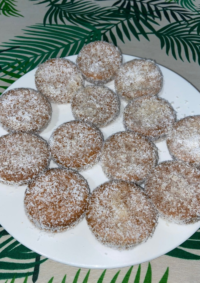 Una foto de Galletas María rellenas con coco