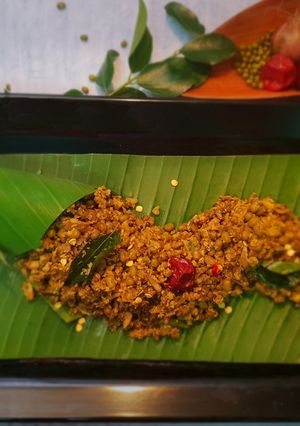 A picture of Vaazhakoombu cherupayar thoran (banana blossom with lentil).
