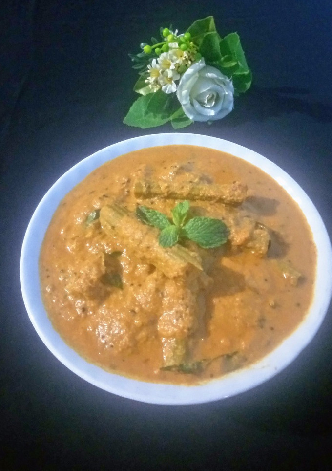 முருங்கைக்காய் ஸில்க்கி கறி செய்முறை முக்கிய புகைப்படம்