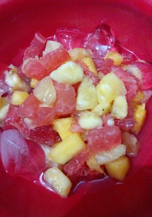 A picture of Fruit Salad.