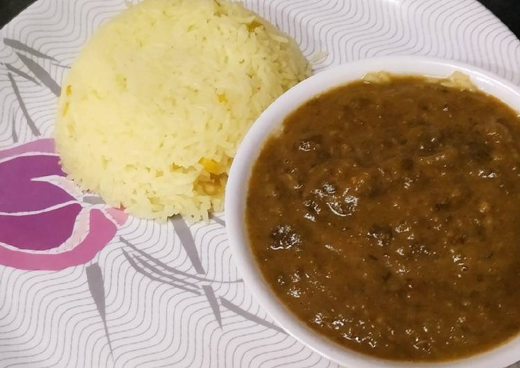 Sindhi sai bhaji with yellow rice
