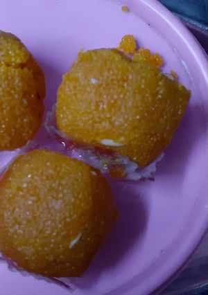 बूंदी के लड्डू (Boondi ke laddu recipe in hindi) रेसिपी मुख्य फोटो