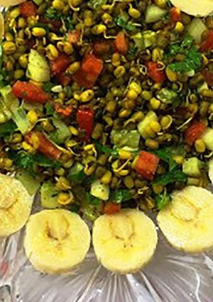 A picture of Moong chaat.