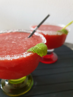 Una foto de Smoothie de sandía y plátano