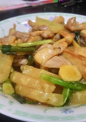 A picture of Chicken with pickled pineapple.