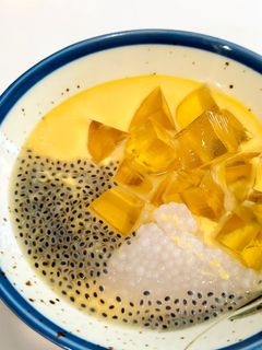 Hình của món Chè xoài bột báng thạch rau câu.