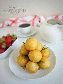 Foto resep Bola2 Singkong isi Gula Merah a.k.a Klenyem/Misro