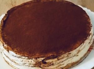 صورة لوصفة طبقات الكريب بكريمه الماسكربون